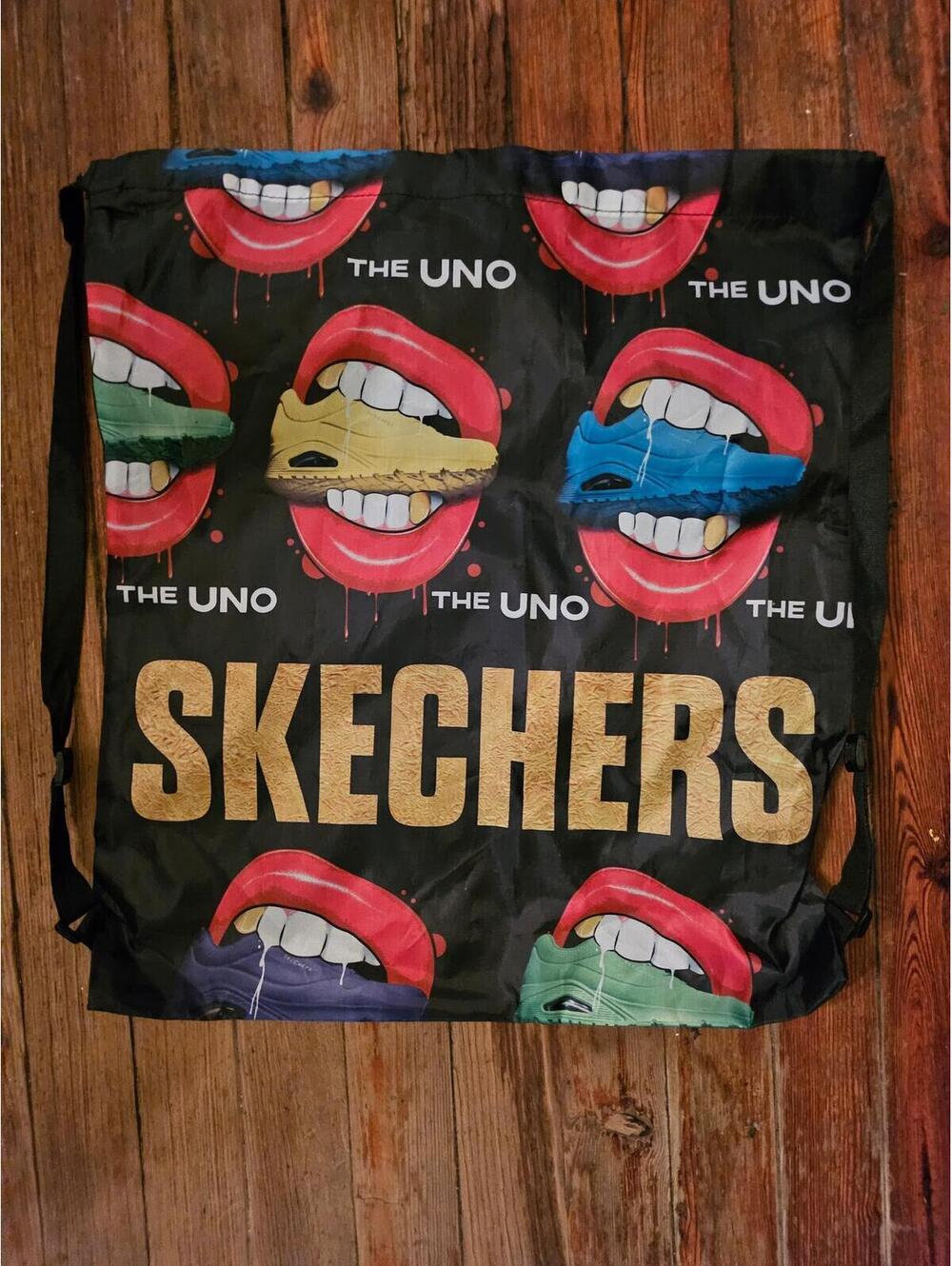 Skechers 'The Uno' Tote Bag Nylon Shoestring Designed Backpack 20 X 17